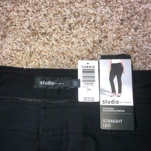 Torrid black pants NWT